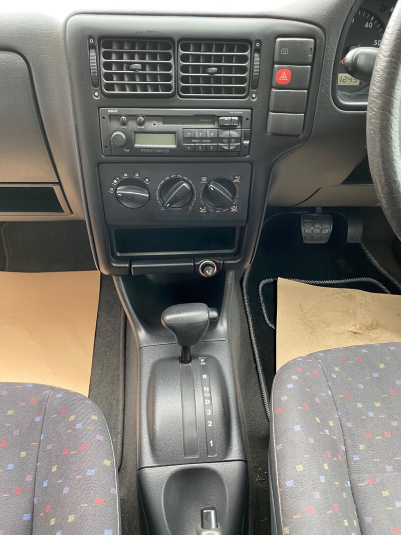 SEAT AROSA