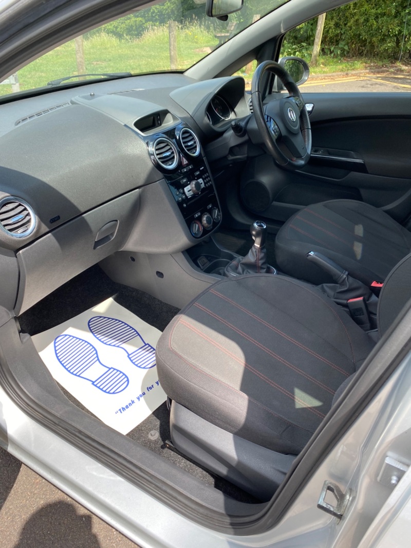 VAUXHALL CORSA