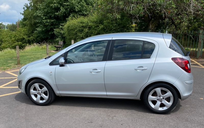 VAUXHALL CORSA