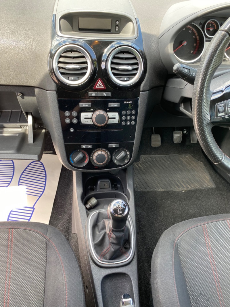 VAUXHALL CORSA
