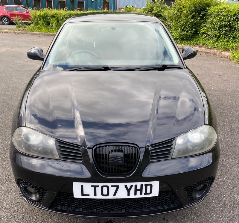 SEAT IBIZA