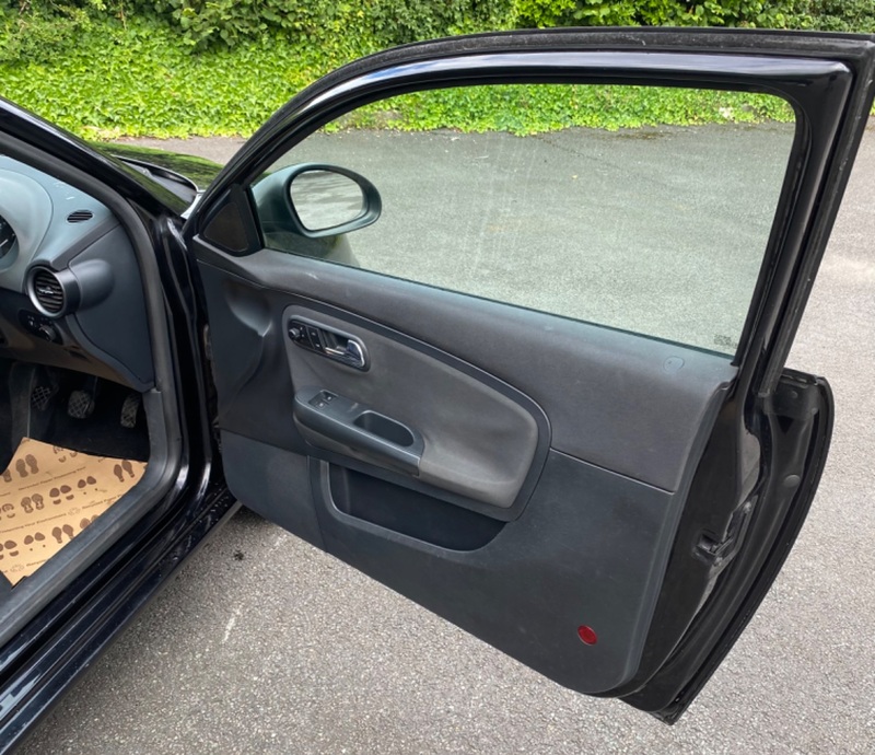 SEAT IBIZA