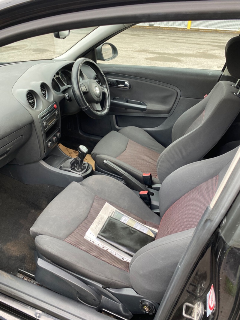 SEAT IBIZA